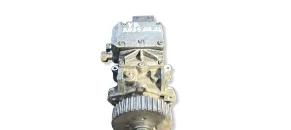 Audi A6 S6 C5 4B Fuel injection high pressure pump 0470506016
