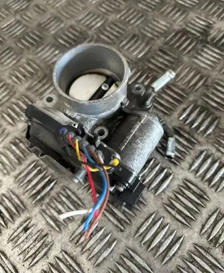 Mitsubishi Outlander Throttle valve 1450A195