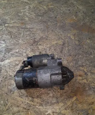 Renault Megane II Starter motor M000T86181 8200021396