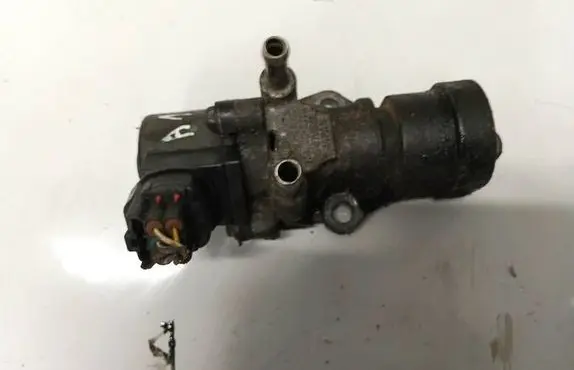 Toyota Corolla Verso AR10 EGR valve 2562027090