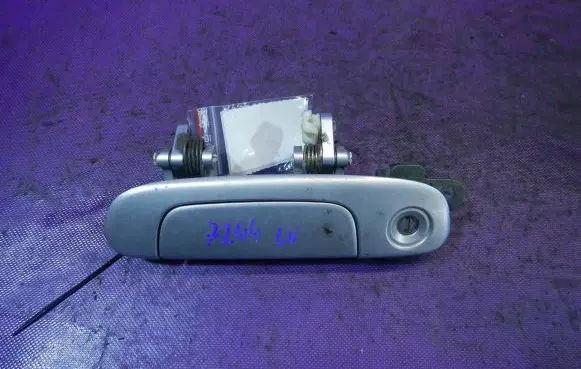 Mazda Premacy Front door exterior handle