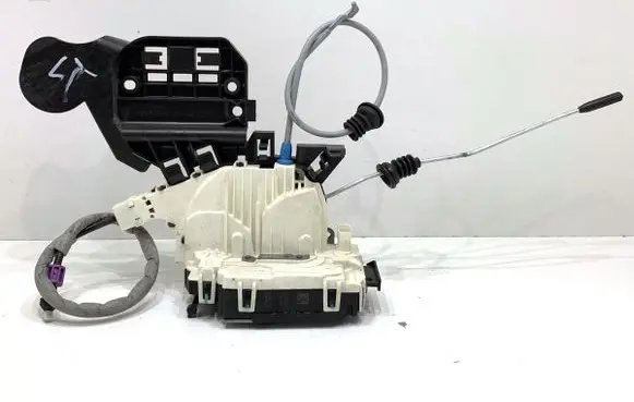 Mercedes-Benz ML W166 Rear door lock A2047302735
