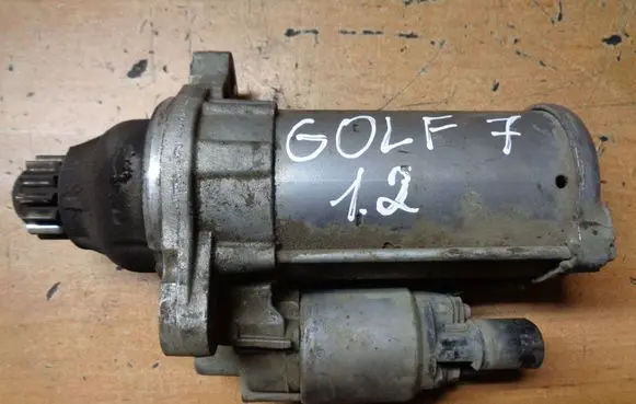Volkswagen Golf VII Starter motor 02M911024Q