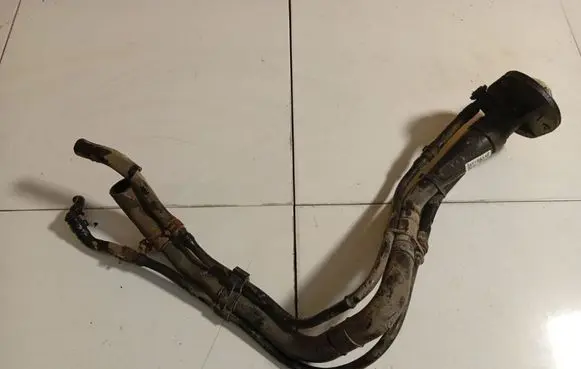 KIA Ceed Fuel tank filler neck pipe 