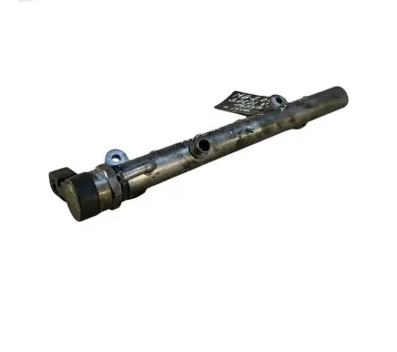 Mercedes-Benz E W211 Fuel main line pipe A6420700495 0623200 0281002494