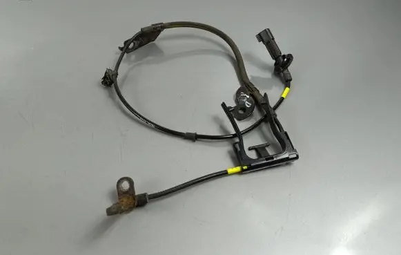 Mitsubishi Eclipse Cross ABS brake wheel speed sensor 52283528A