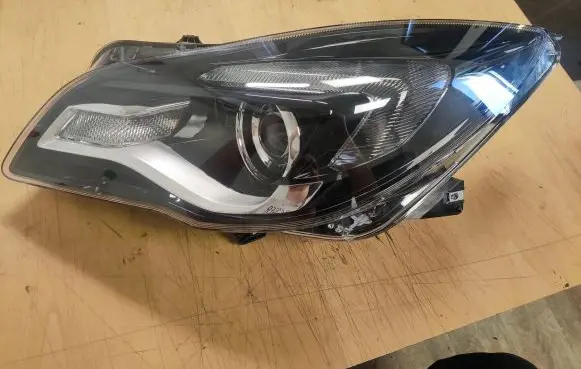 Opel Insignia A Headlight/headlamp 1EL01116571