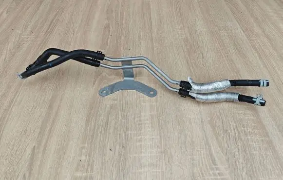 Volkswagen Amarok II Coolant pipe/hose RURN61