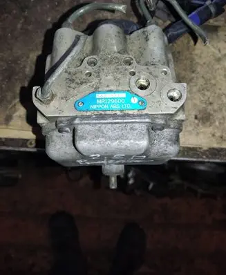 Mitsubishi Pajero ABS Pump MR129600 5623112