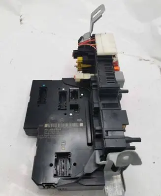 Mercedes-Benz E W212 SAM control unit 5DK01102305 2129009522 2129015105