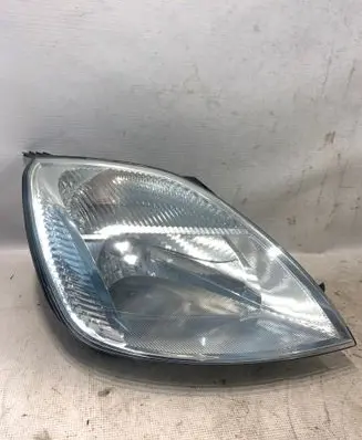 Ford Fiesta Headlight/headlamp