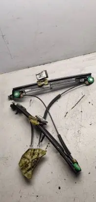 Seat Leon (1P) Front door electric window regulator 