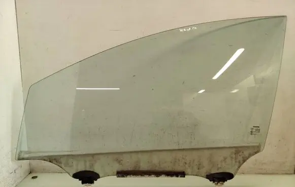 Toyota Corolla Verso E121 Front door window glass four-door 43R00097