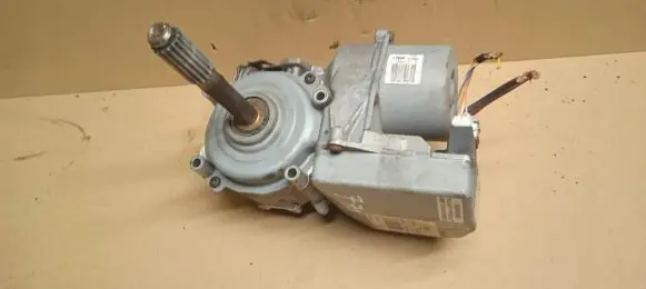Renault Clio III Steering wheel axle
