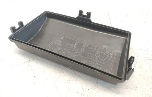 Opel Insignia A Fuse box cover 13222784 544949969