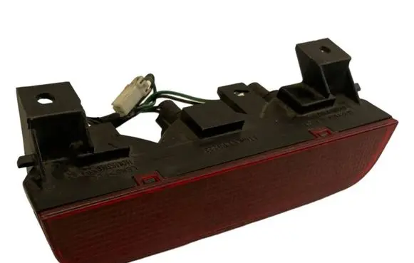 Mitsubishi Pajero Third/center stoplight P0223