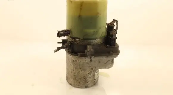 Skoda Fabia Mk2 (5J) Power steering pump 6R0423156B