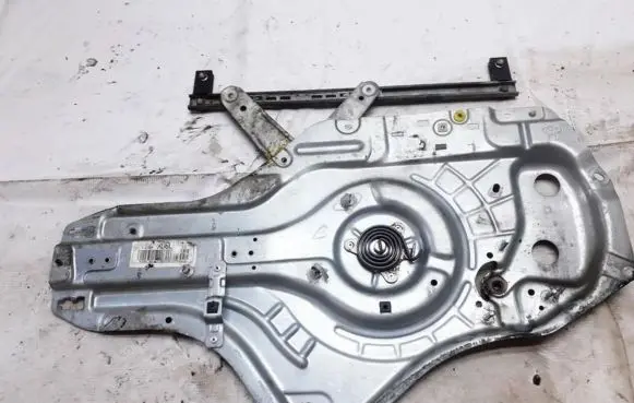Hyundai Elantra Sliding door window regulator with motor X06L