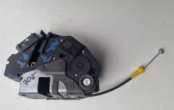 Ford Fiesta Rear door lock 8A6A-A26412-AF