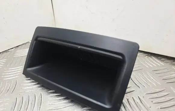 BMW 5 E60 E61 Dashboard storage box/compartment 7059956 314210000