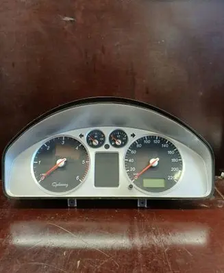 Ford Galaxy Speedometer (instrument cluster) 7M5920800E YM2110849APC 108000202