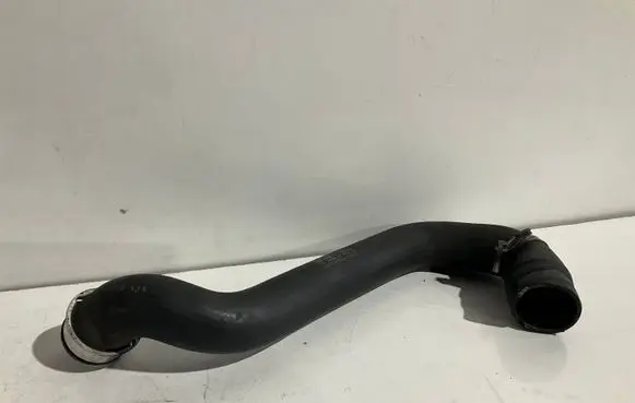 Mercedes-Benz CLS AMG C219 Engine coolant pipe/hose