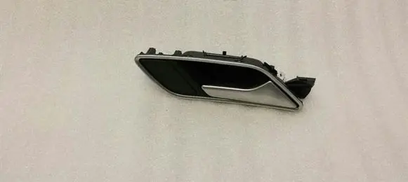 Audi A3 S3 8V Front door interior handle 8V4839020C