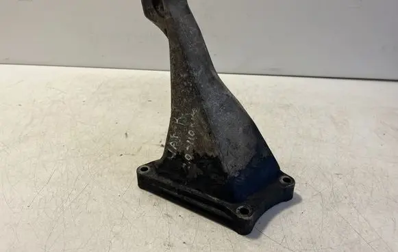 BMW X3 E83 Engine mounting bracket 3332276