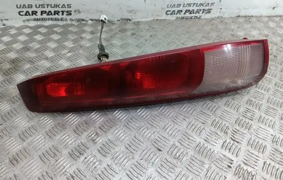 Nissan X-Trail T30 Rear/tail lights