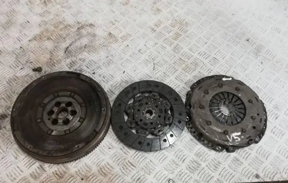 Citroen DS3 Clutch set kit 9673707580