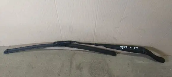 Citroen DS3 Windshield/front glass wiper blade 9683828280