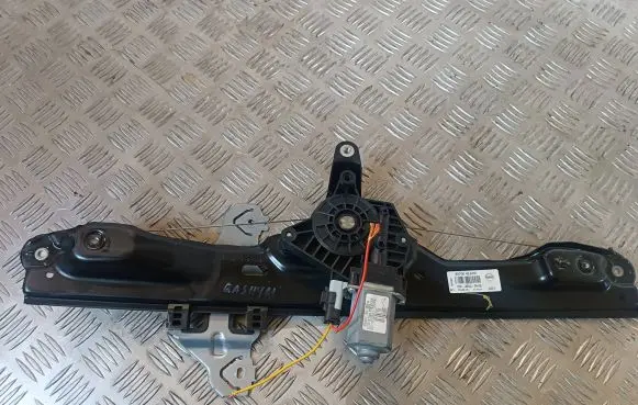 Nissan Qashqai Front door electric window regulator 807004EA0D