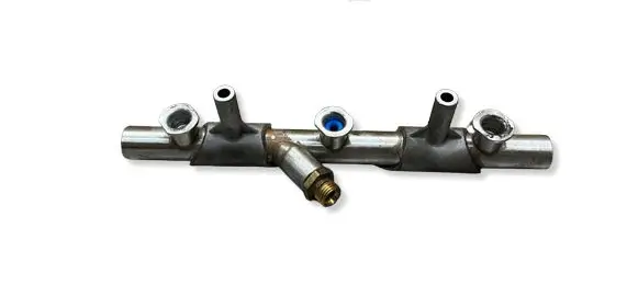 Audi A5 8T 8F Fuel main line pipe 06E130090AJ