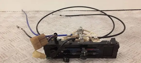 Toyota Land Cruiser (BJ70) Climate control unit