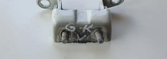 Nissan Qashqai Rear door upper hinge