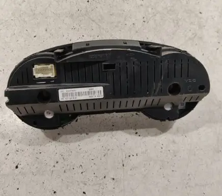 Mercedes-Benz R W251 Speedometer (instrument cluster) A2515402648