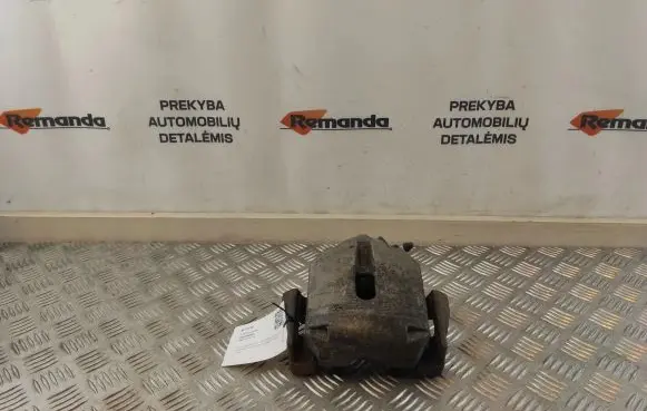 BMW 5 E39 Front brake caliper 6022296