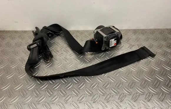 Land Rover Range Rover Sport L494 Front seatbelt CPLA611B09EA CPLA611B09