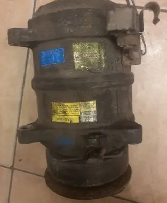 Volvo V70 Air conditioning (A/C) compressor (pump) 8708581 Saej639 576477