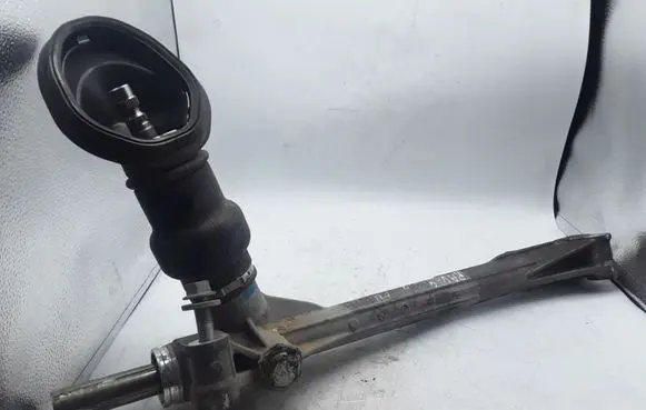 Toyota RAV 4 (XA40) Steering rack NSK00803