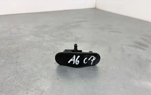Audi A6 S6 C7 4G Windshield washer spray nozzle 4G0955987