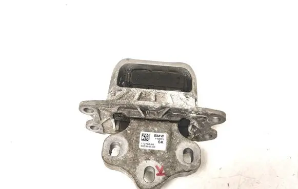 BMW 2 F45 Engine mount bracket 6853445