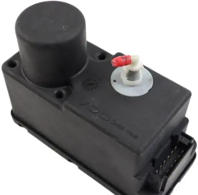 Volkswagen Golf III Central locking vacuum pump 1H0962257G