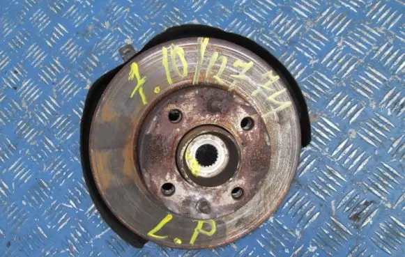 Fiat Uno Front wheel hub spindle knuckle