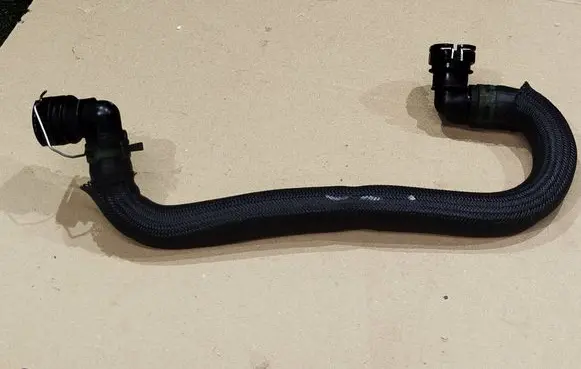 Renault Koleos II Engine coolant pipe/hose 215207685R 9813