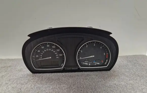 BMW X3 E83 Speedometer (instrument cluster) 3448327