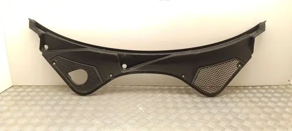 Porsche Panamera (971) Wiper trim