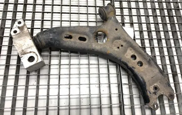 Volkswagen Tiguan Front control arm 