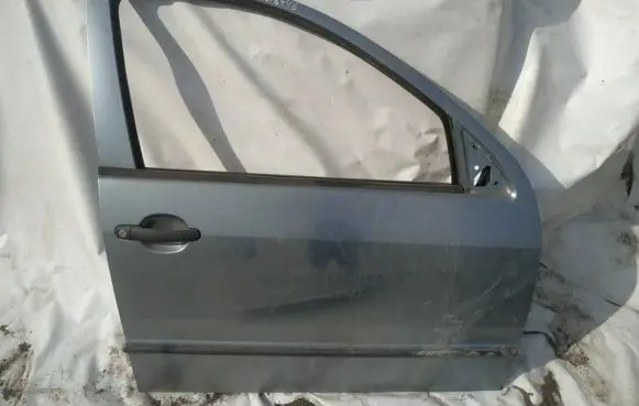 Skoda Fabia Mk1 (6Y) Front door melynos