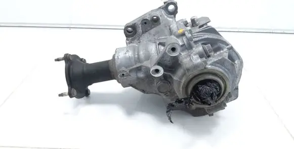 Gearbox transfer box case